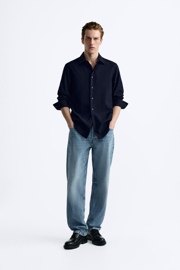 EASY CARE TEXTURED SHIRT